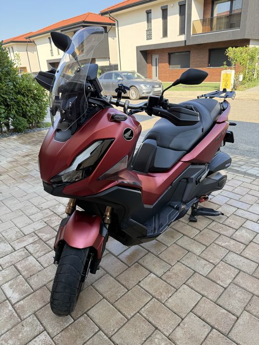 Maxi Scuter Honda ADV350