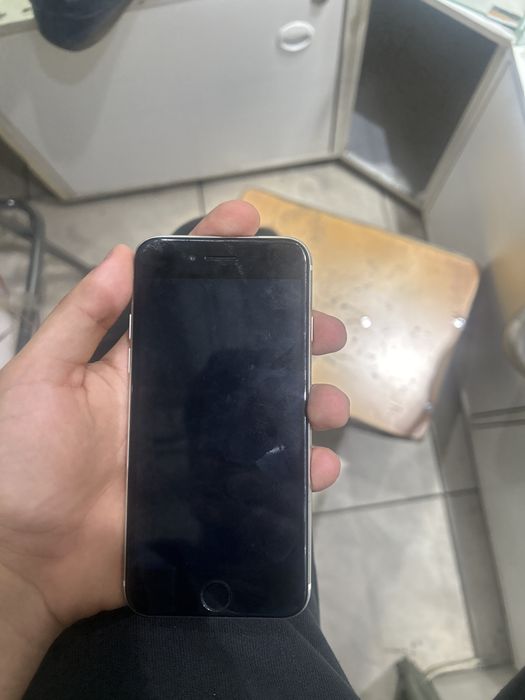 iphone se 2022,64gb