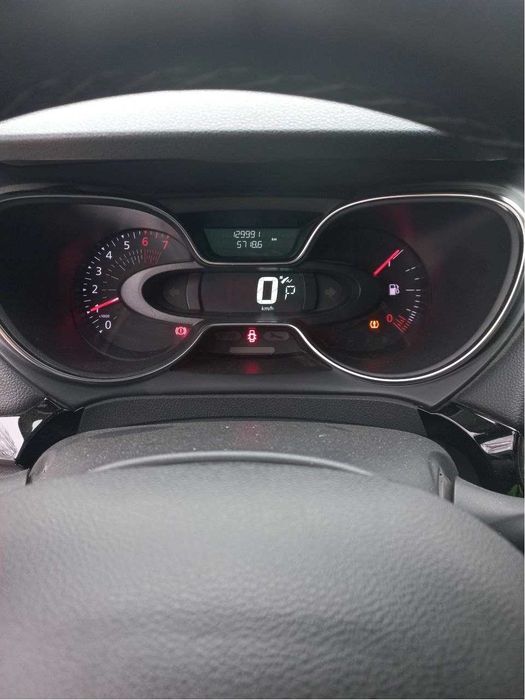 Продается авто RENAULT KAPTUR