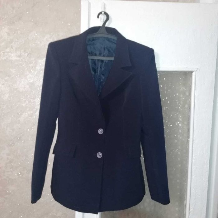 Женская одежда б/у в хорошем состоянии