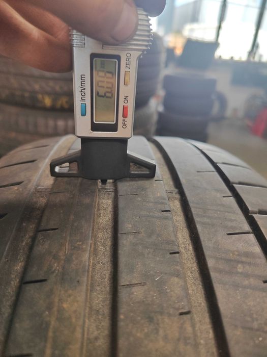 2бр.летни гуми 225/40/18 Falken