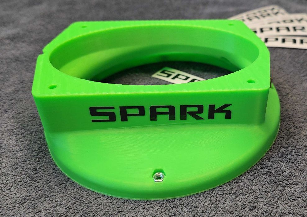 Chevrolet Spark Подиум, переходники в заднюю полку (на 16 см / 6.5”)