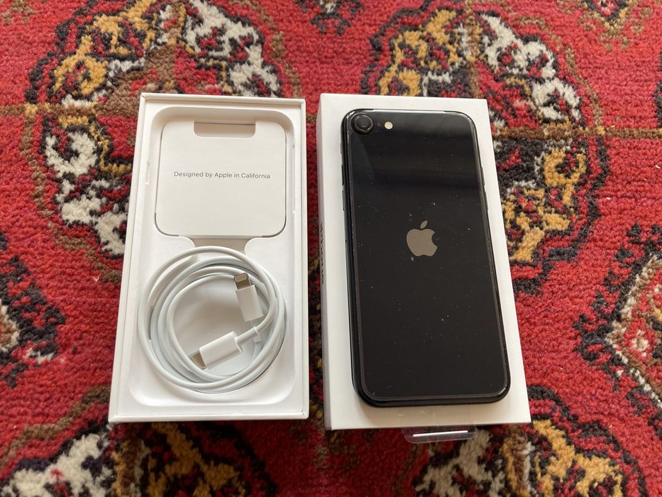 2022 Apple iPhone SE 3rd gen. LL/A 64GB Midnight coтилади