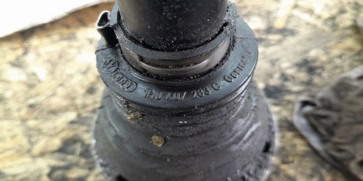 Planetara stanga fata 1h0407283c 1.6 Seat Leon 1 1M seria