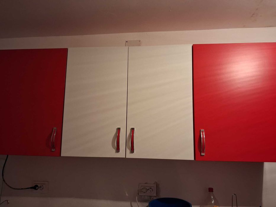Vand mobilă  bucătărie(partea de sus)