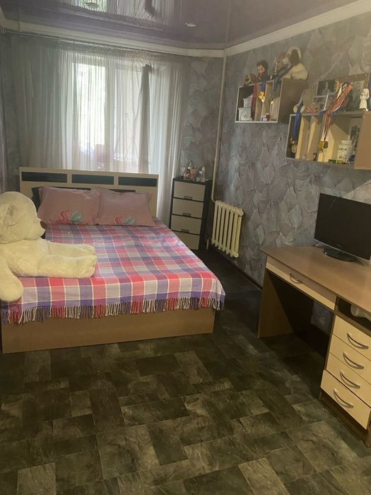 Продам 5-комнатную квартиру