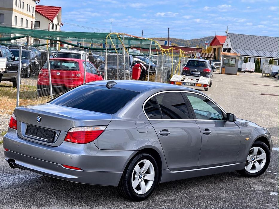 BMW Seria 5 2010 — imagine 5