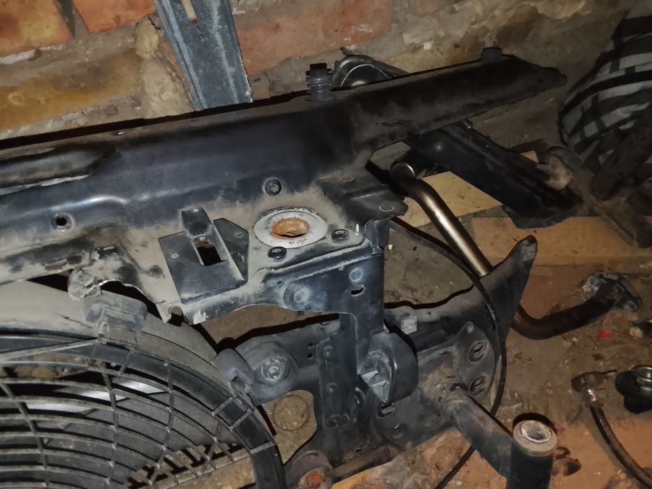 Маска за бмв е46