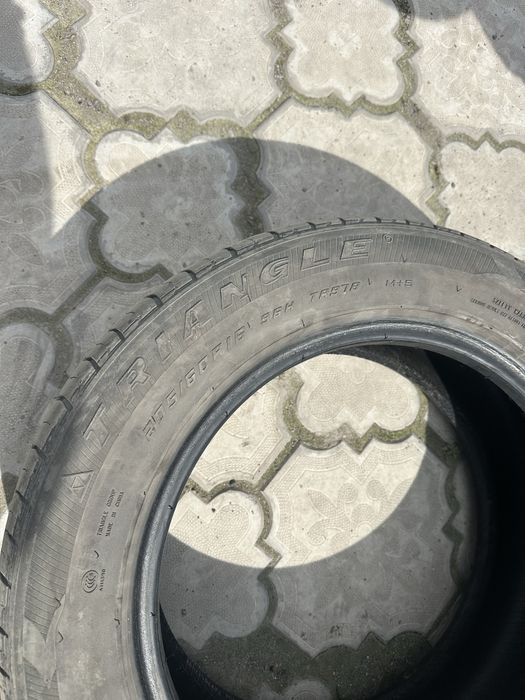 Продам шины комплект летние на 16