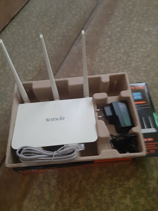 Wi-Fi роллтор tenda