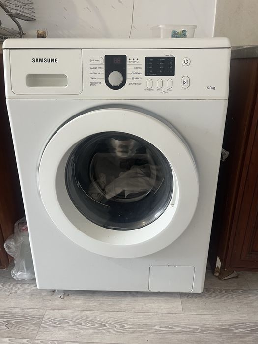 Продам б/у машинку, не работает