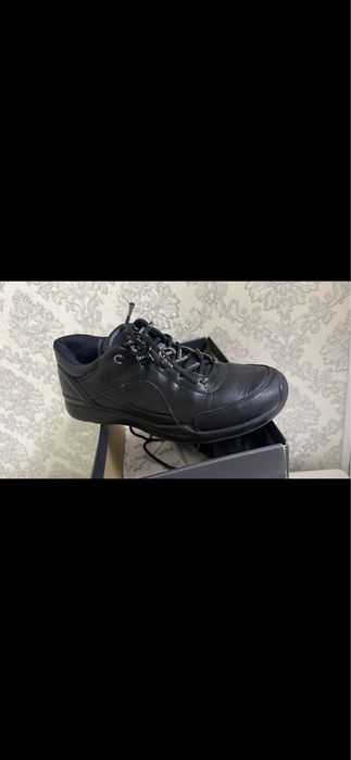 Продам кросовки ecco