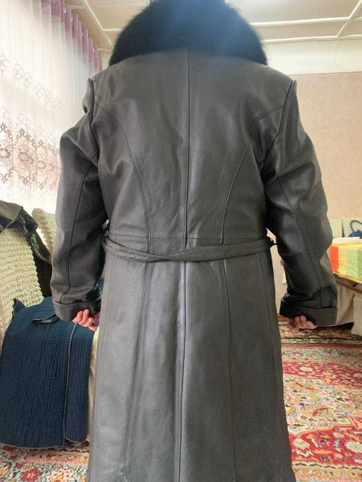Женский кожевый пальто