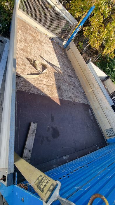 BENA Mercedes Sprinter din metal si aluminiu fara lift