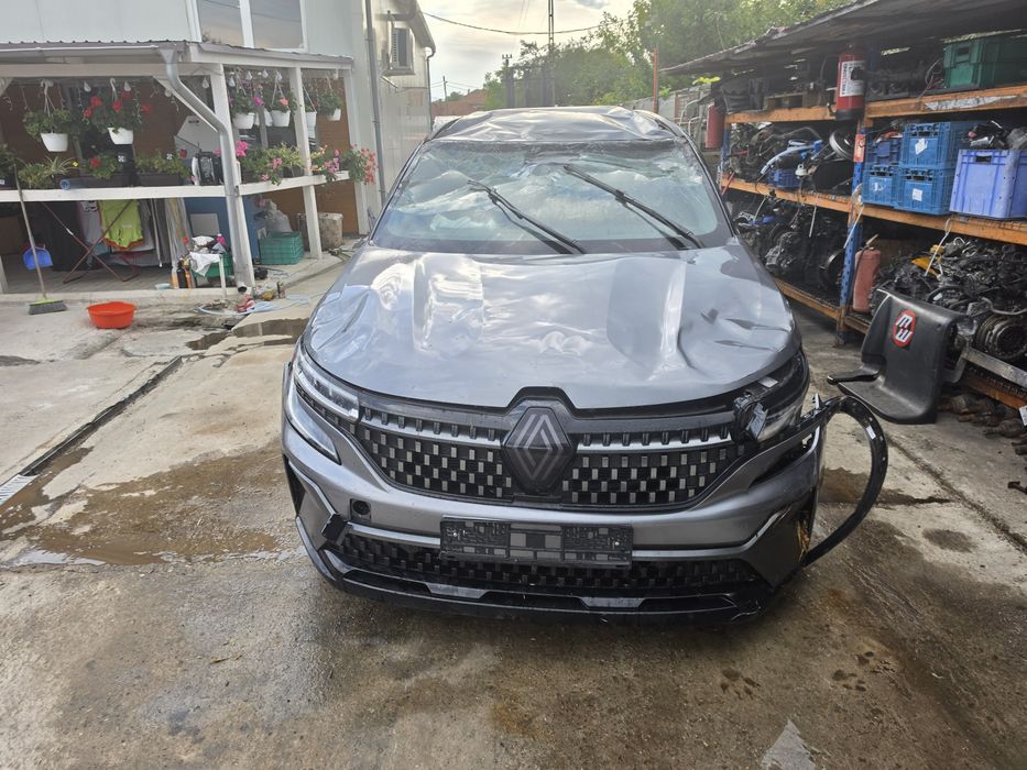 Dezmembrez Renault Austral 2025