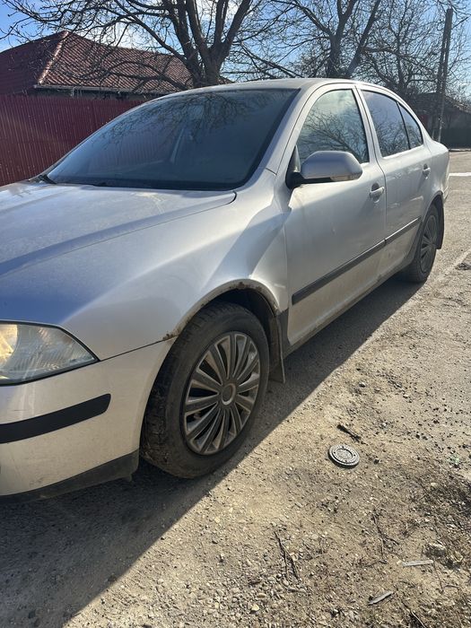 skoda octavia 2 , motor 1.6 mpi