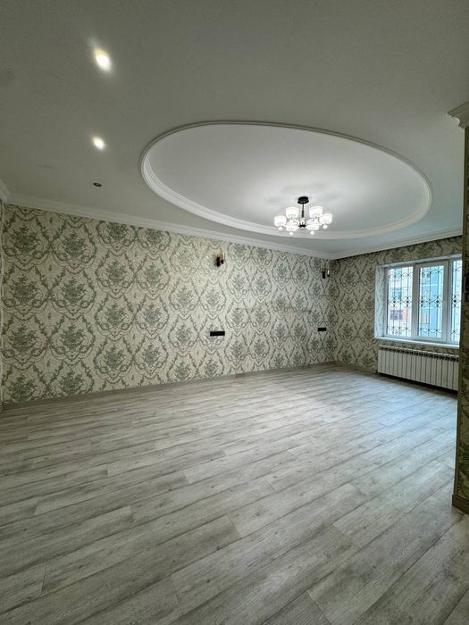 Продается 4х ком квартира в новостройке, ор-р: пос-во Казахстана,202м²