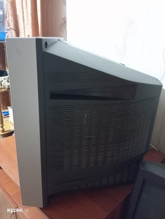 Продам телевизор JVC б/у