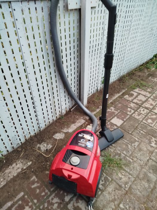 Пылесос со стаканом