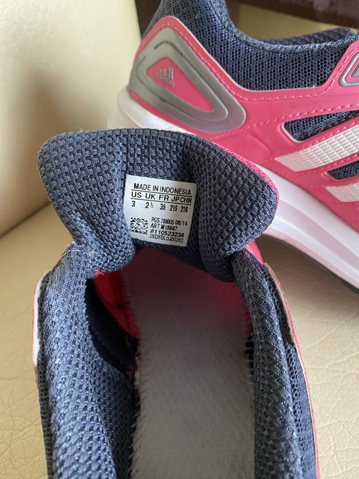 Маратонки adidas