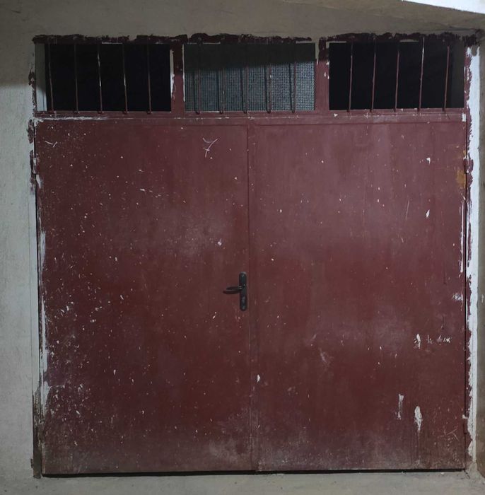 Масивна метална гаражна врата 250х250 см