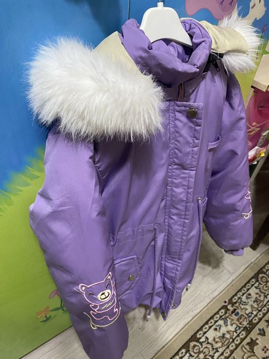 Куртка на девочку 5-6лет