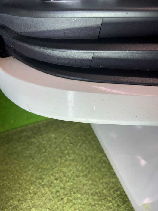 Bara fata BMW G30 simplu