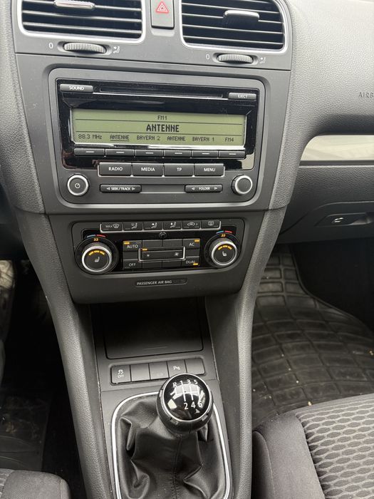 Vând Golf 6 1.2TSI 105 CP