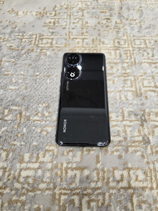 Продам хонор 90 с чехлом