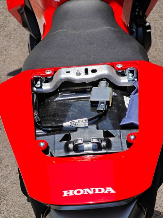 Honda CBR 600 RR 2024, 1000km, ca noua, primul proprietar