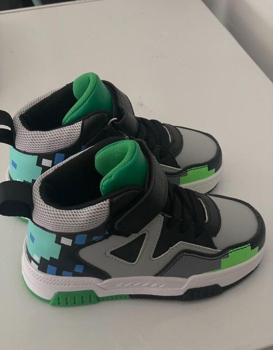 Adidasi no name mărimea 34,21 cm