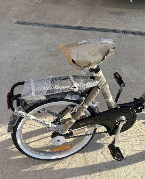Bicicleta cu cos ,maro