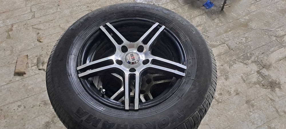 Продам летнюю резину в сборе