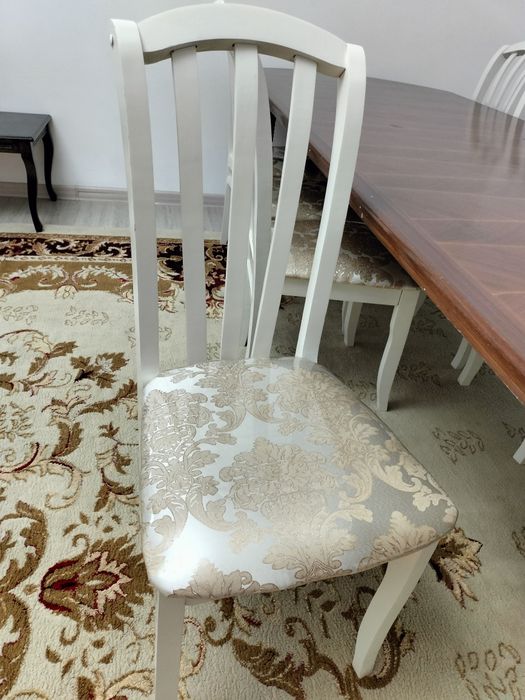 Стол стульясымен