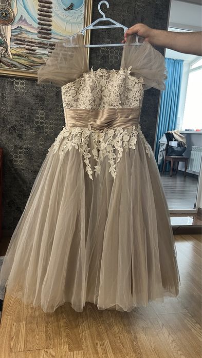 Платье коктельное