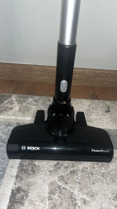 Вертикальный пылесос BOSCH