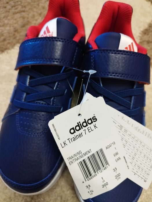 Маратонки Адидас, ном.33, 49 лв.с ластик и лепенка