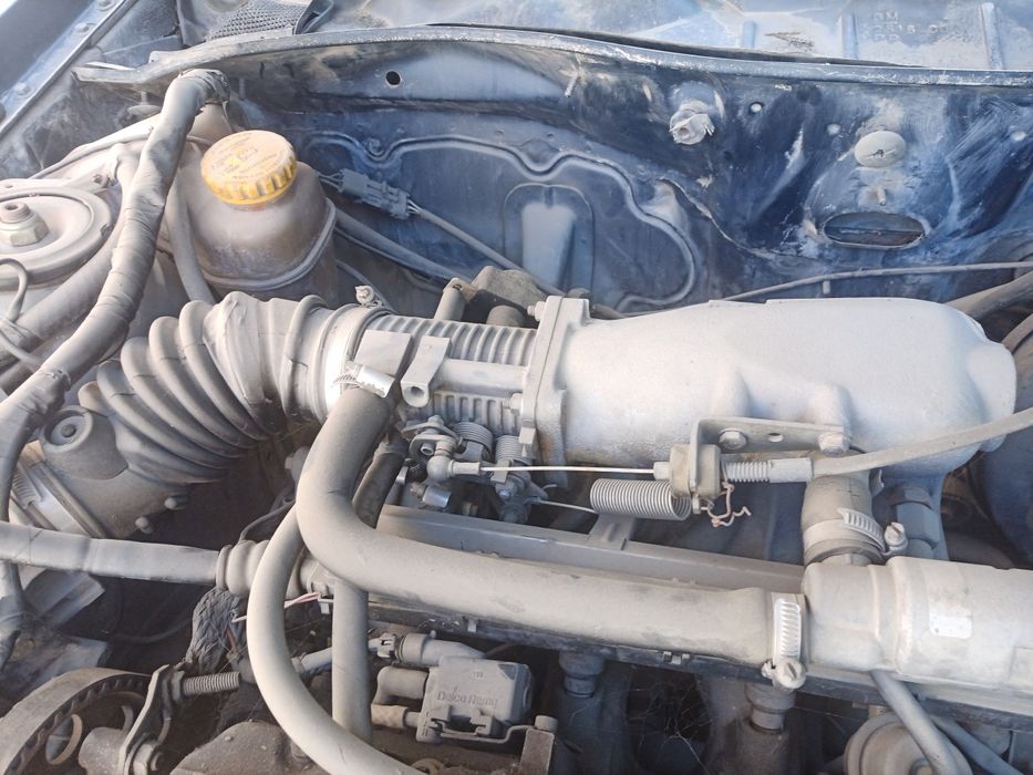 Машина Опель вектра обмен срочно