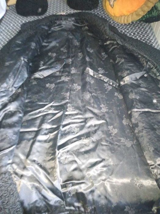 Шуба каракульча р.56