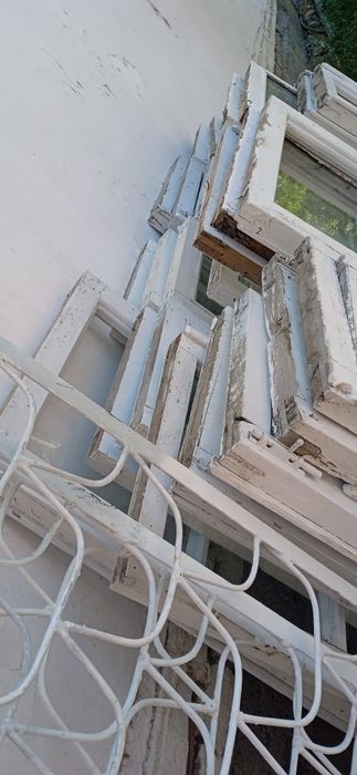 3 ta temir panjara va 4 ta rom kesakisi yoq