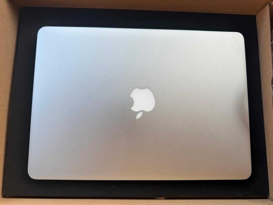 Macbook air 2017 ca nou