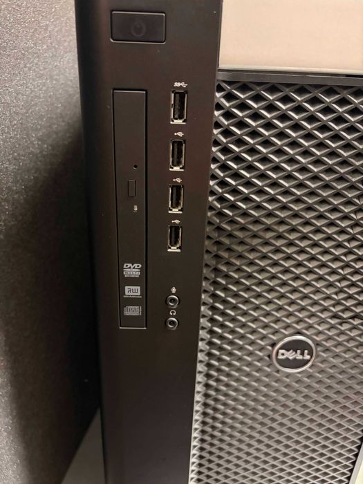 Dell Precision T7910 – 2x Xeon E5-2699 v3, 32GB DDR4, 2x AMD Radeon Pro WX 8200 8GB, работна станция