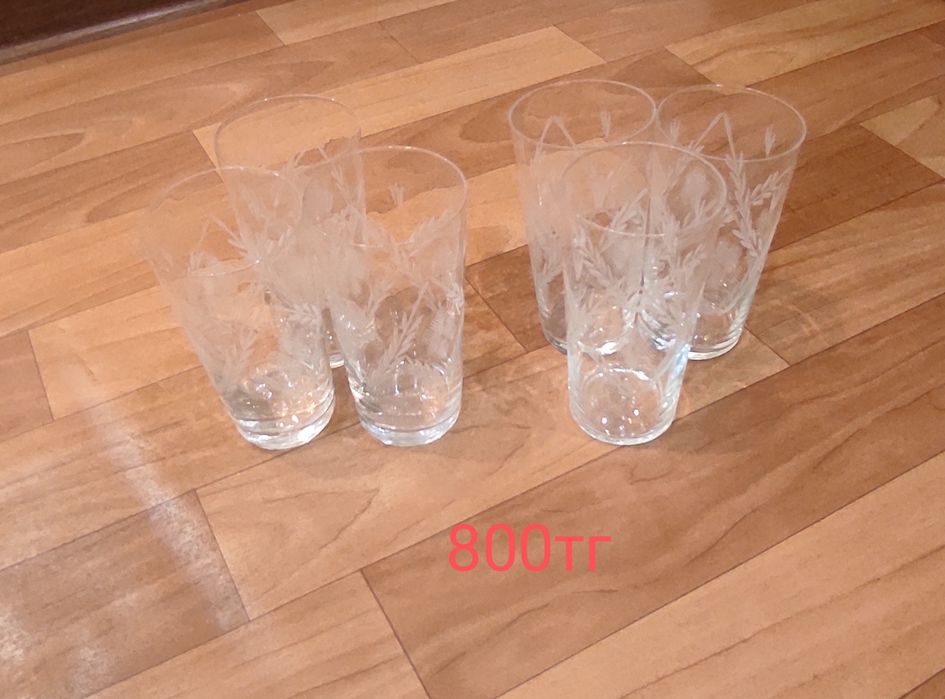 Продам креманки и рюмки.