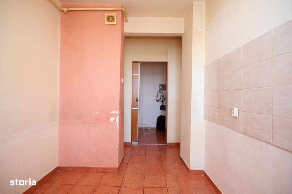 Apartament 4 Camere Decomandat | Craiovei | 3 Balcoane | Parcare