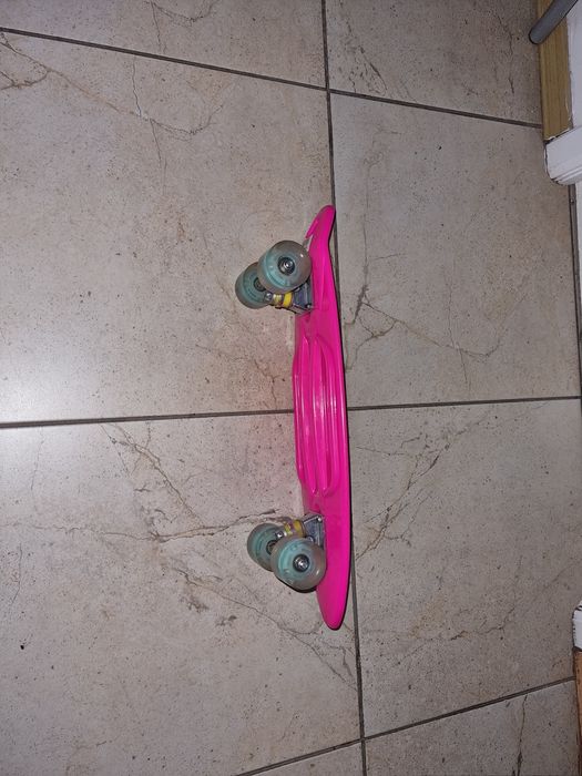 Детский скейт для девочек.