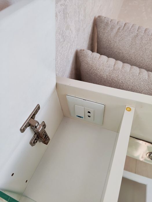 Продам зеркало для ванной