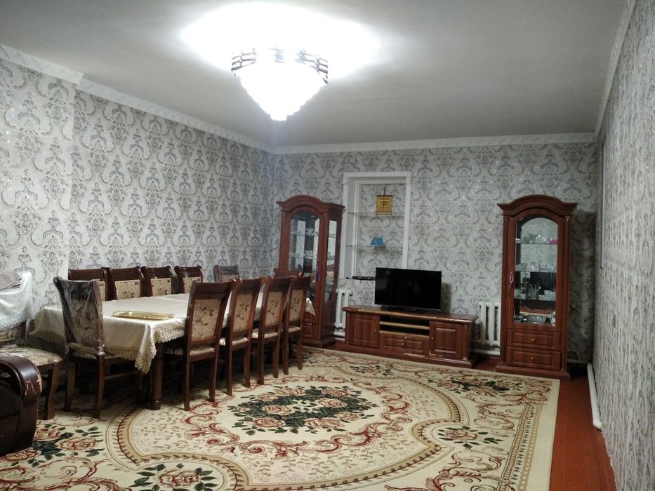 Ховли сотилади Узбекистон кучасида