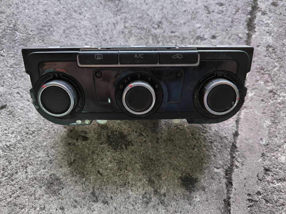 Управление за климатик за VW Passat b7