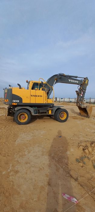 Услуги экскаватора