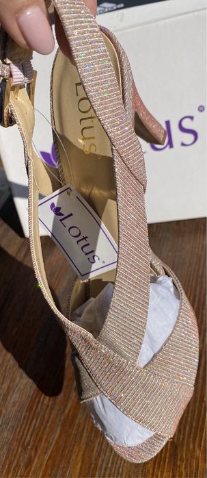 Официални дамски сандали, обувки